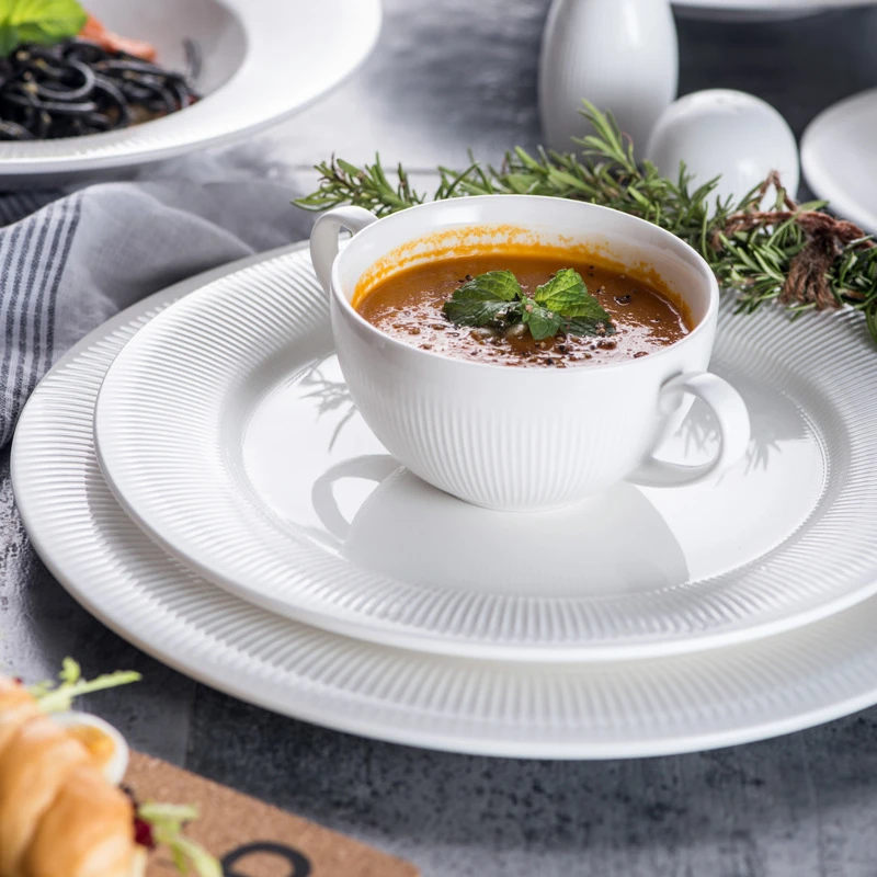 Wholesale ceramic White Ribbed Rim Ceramic Dinner Plate for Horeca bulk buyers